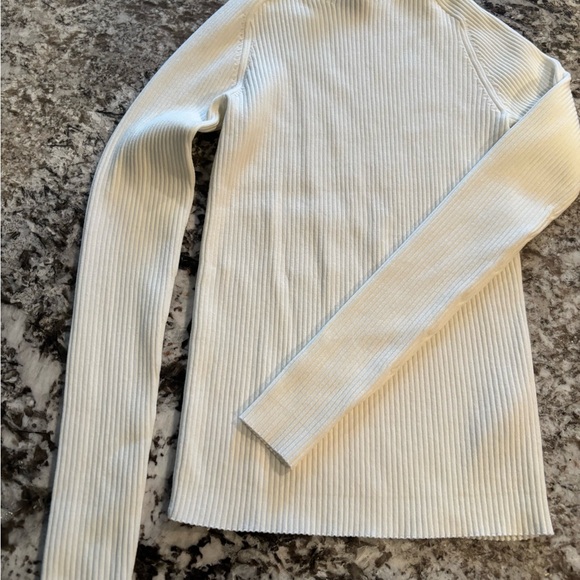 Wilfred Alchemy Ribbed Knit Top - Picture 5 of 6